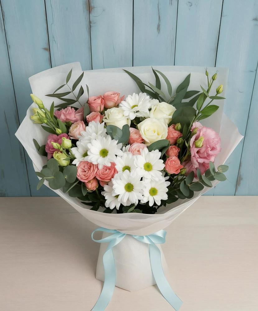 Букет цветов из: Розы, Лизиантусы и Хризантемы в Северном Белгородской области