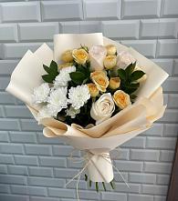 Букет цветов из:  Розы и Хризантемы в Северном Белгородской области
