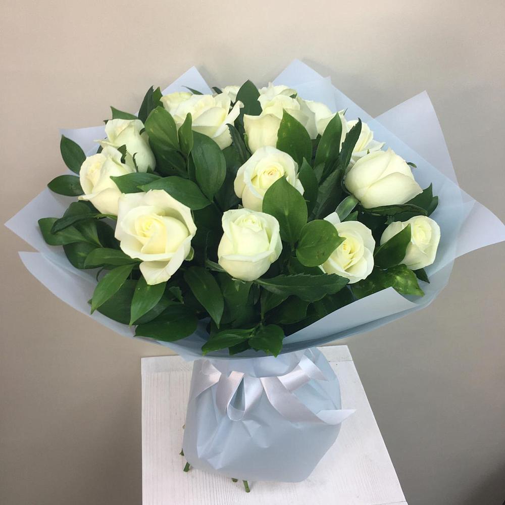 Букет 15 Белых роз Проуд в Северном Белгородской области