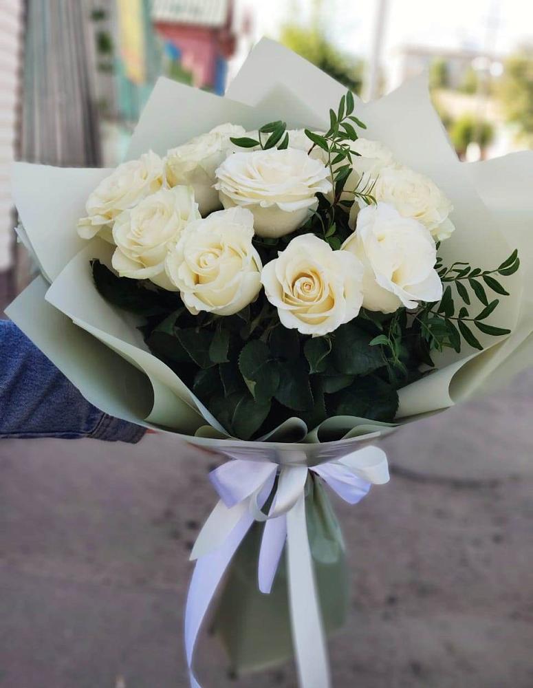 Букет Белые розы Проуд в Северном Белгородской области