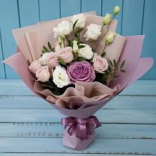 Букет цветов из:  Розы и Лизиантусы в Северном Белгородской области