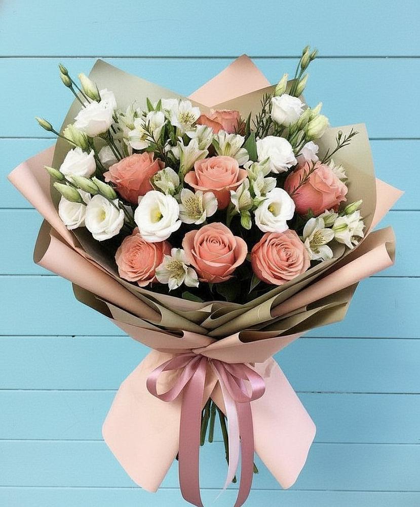Букет цветов из: Розы, Альстромерии и Лизиантусы в Северном Белгородской области