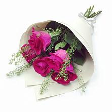 Букет цветов из:  Розы в Северном Белгородской области