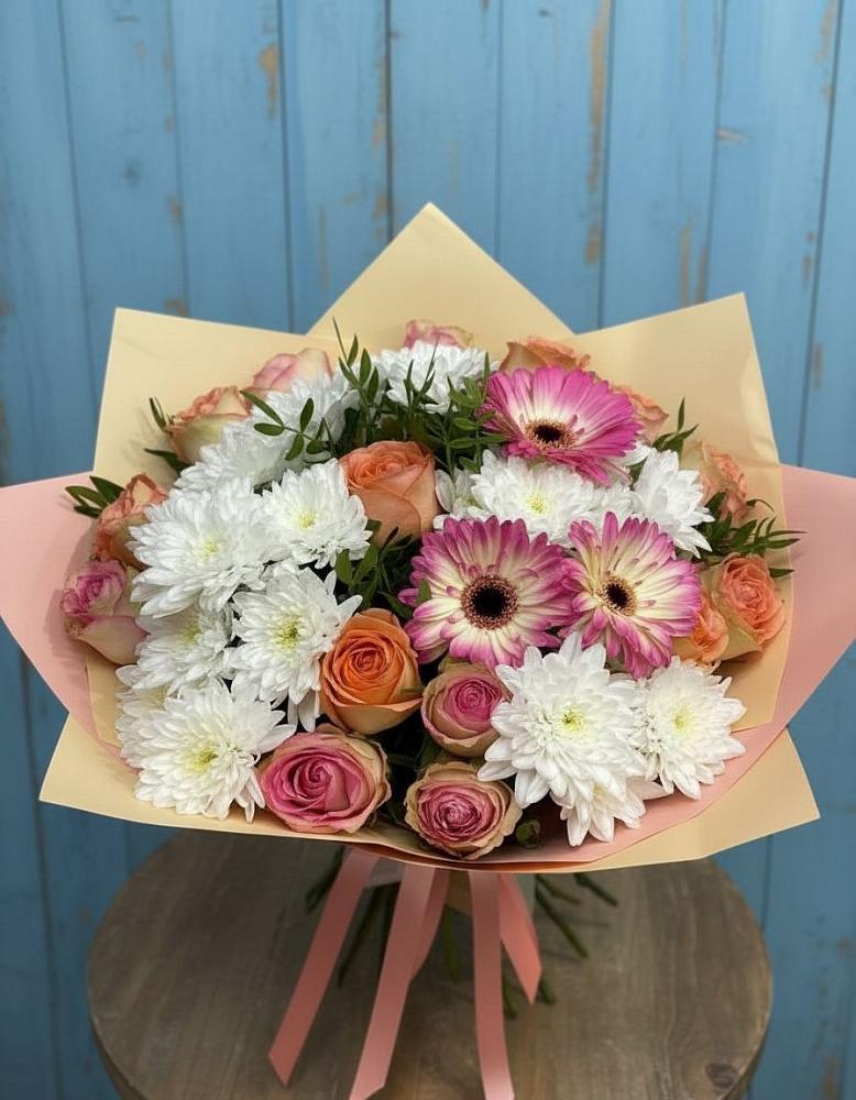 Букет цветов из: Розы, Герберы и Хризантемы в Северном Белгородской области