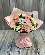 Букет цветов из:  Гвоздики, Розы и Хризантемы в Северном Белгородской области