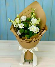 Букет цветов из:  Хризантемы и Лизиантусы в Северном Белгородской области