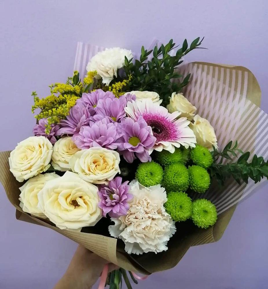 Букет цветов из: Хризантемы, Розы, Гвоздики и Герберы в Северном Белгородской области