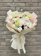 Букет цветов из:  Гвоздики, Розы, Лизиантусы и Хризантемы #REPLACE_PRED# Северном Белгородской области