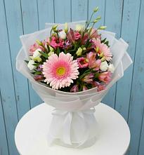 Букет цветов из:  Герберы, Альстромерии и Лизиантусы в Северном Белгородской области