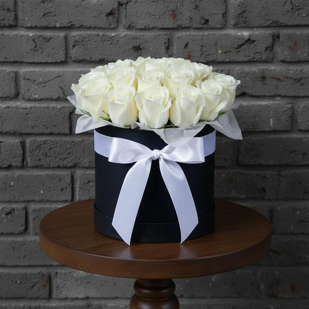 Цветочная композиция из Розы в шляпной коробке в Северном Белгородской области