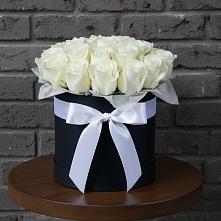 Цветочная композиция из Розы в шляпной коробке в Северном Белгородской области