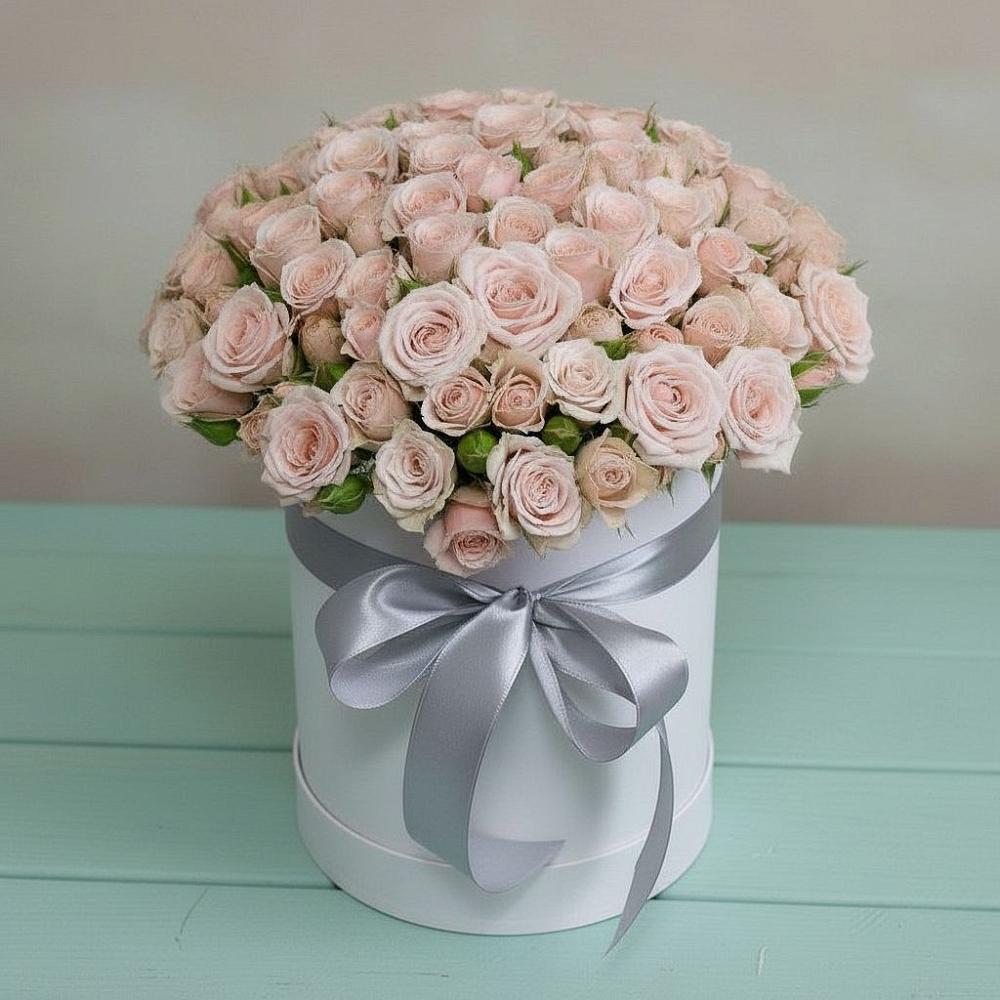 Цветочная композиция из Розы в шляпной коробке в Северном Белгородской области